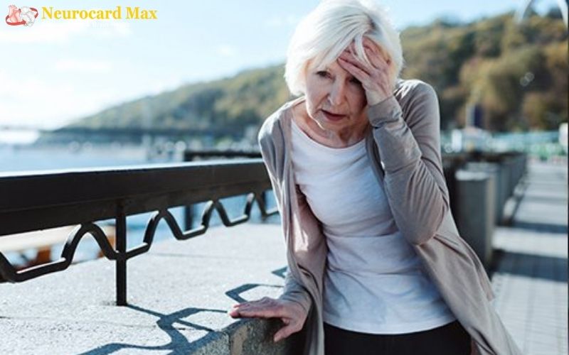 chóng mặt do rối loạn tiền đình ở người già rất phổ biến